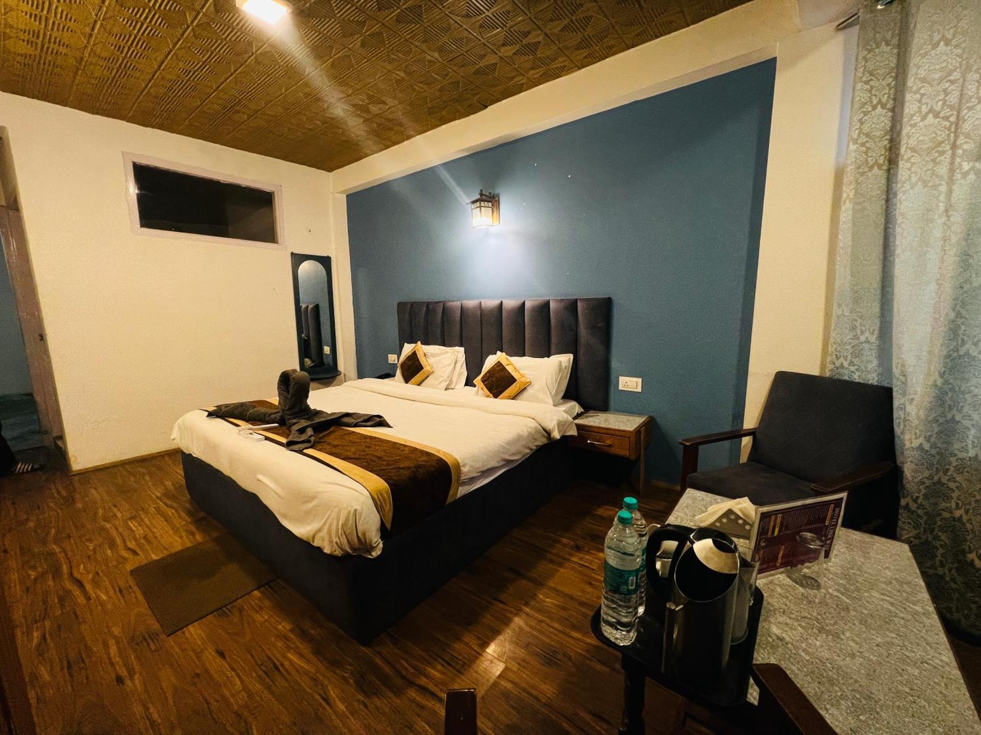 Hotel Green Link -#Near Volvo Bus Stand #Mountain View #River View #Open Terrace Manāli Exteriér fotografie